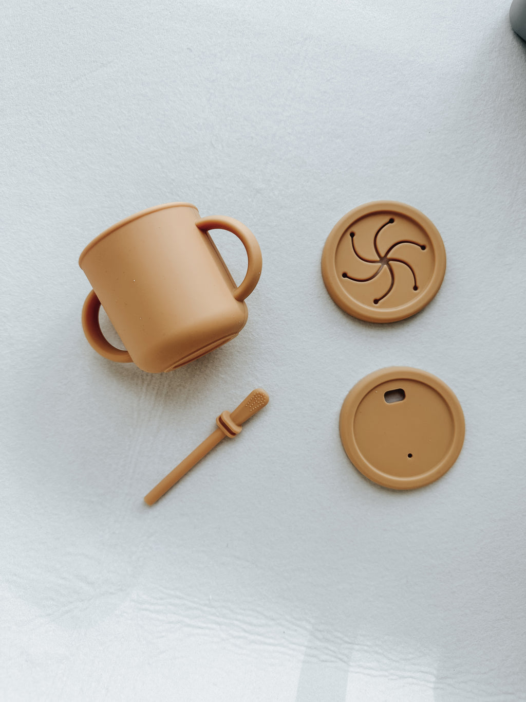 2 in 1 Convertible Snack Cup in Mustard